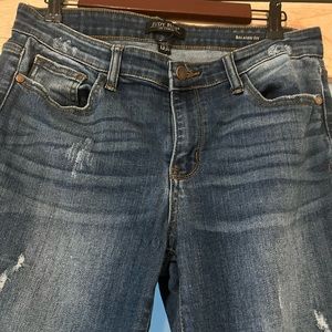 Judy Blue Adelene Mid Rise jeans